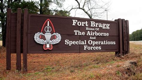 Sex worker ‘honestly relieved’ after Fort Bragg hysteria outed her。